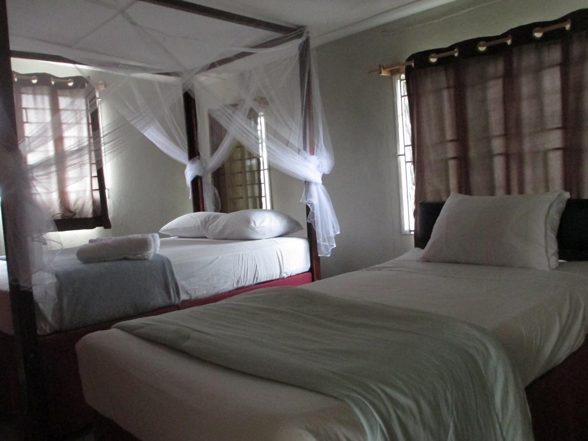 Kingsworth Bed And Breakfast Kingston Esterno foto