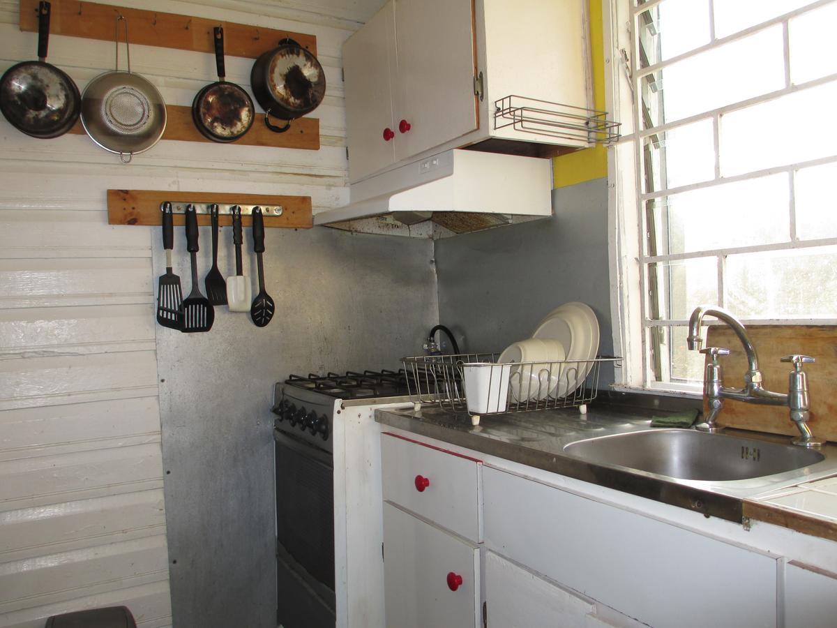 Kingsworth Bed And Breakfast Kingston Esterno foto