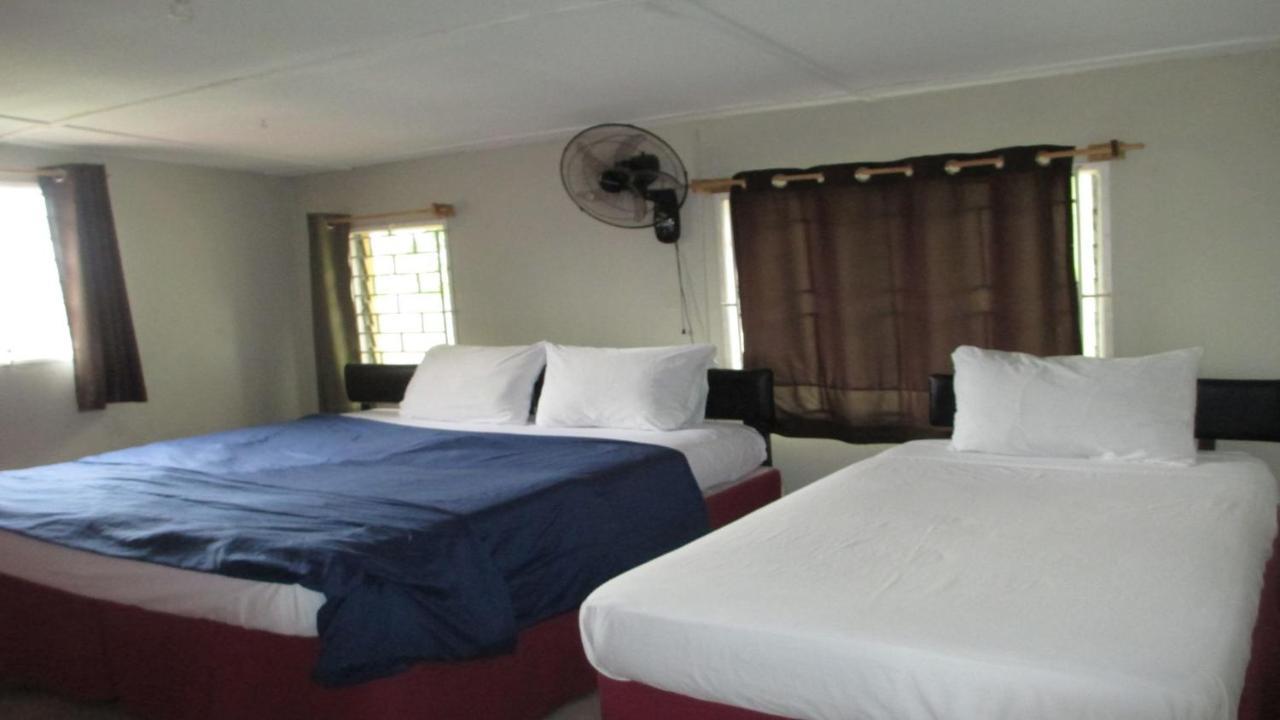 Kingsworth Bed And Breakfast Kingston Esterno foto
