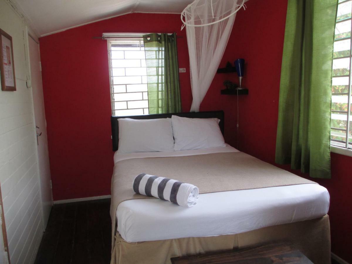 Kingsworth Bed And Breakfast Kingston Esterno foto