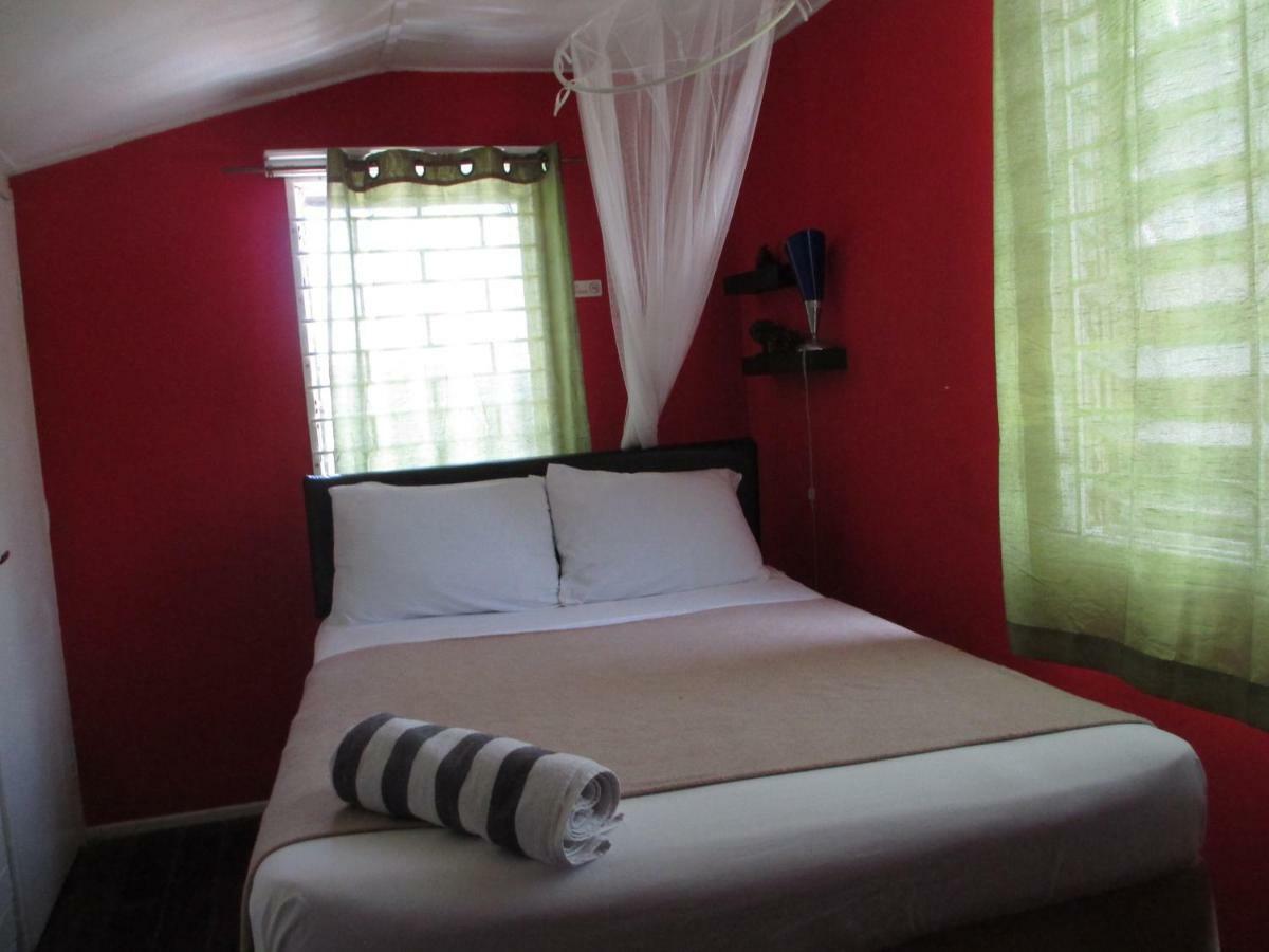 Kingsworth Bed And Breakfast Kingston Esterno foto